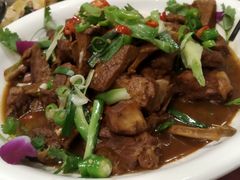 马桥干烧草鸭-旭龙鱼头王(航华店)