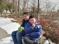 -梁鸿湿地丽笙度假酒店大堂吧