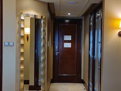 -上海红塔豪华精选酒店