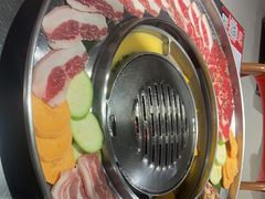 -哈哈碳都·牛肋条无限自助烤肉(台江万达店)