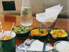 -默加东南亚美食(大宁音乐广场店)