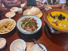 -唐师傅湘西名菜馆(武陵路店)