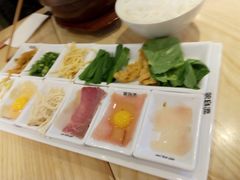 -蒙自源米线大王(昆明站店)