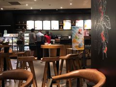 大堂-星巴克臻选(莘庄仲盛店)