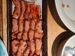 -蜜桃餐厅·伴山(湖滨商业街店)