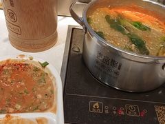 -百品聚旋转火锅(号外店)