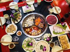 -大龙辣火锅·龙虾·烧烤(湖滨新天地店)