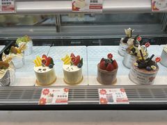 -花花卷卷·鲜食蛋糕(静安久光百货店)