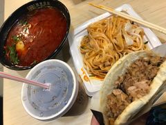 -魏家凉皮(北京南站店)