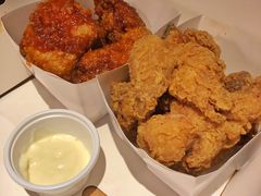 原味辣味双拼炸鸡-BHC炸鸡(明洞总店)