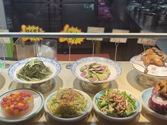 -乔家小院•非遗驴肉•本地小海鲜(滨河路店)