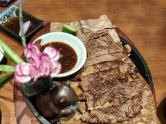 -8PINTS八品脱·日料·烧鸟·精酿小酒馆(莘庄店)