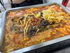 -在巷子里的烤肉店·螺蛳粉烤鱼·牛蛙(和美城店)