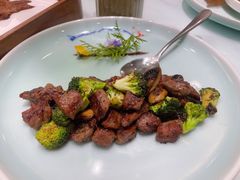 -湖畔鲁菜·二十年老字号餐厅(大明湖店)