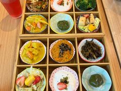 -轻蔬不用等·素食(江苏路店)