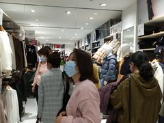 -优衣库(北京万柳华联购物中心店)