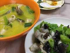 黑鱼二吃-魏四小鱼锅贴王