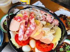 -包整·丝娃娃(一览甲秀楼风景店)