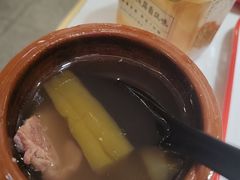 -万煲旺·香港老传承煲仔饭·猪杂汤(客村店)
