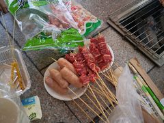 -吴淞炮台湾湿地森林公园烧烤区