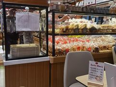 面包甜点陈列柜-山崎面包(百联世纪店)