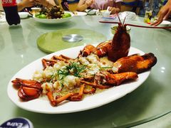 -鑫悦楼煎蟹·16年海鲜大排档