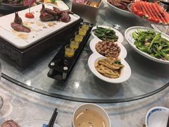 -朱记乳鸽王·非遗石岐乳鸽·全鸽宴(大兴旗舰店)