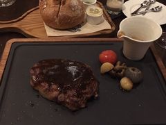 -恰餐厅及酒吧 CHAR Bar & Grill (北京丽都皇冠假日店)
