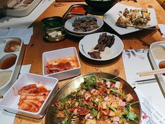 -秋香家韩式炭火烤肉(磐石路店)