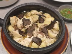 黑松露蒸走地鸡-半山腰·云南菜(侨福芳草地店)