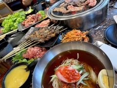 -啊美丽炭火烤肉(滑翔一店)