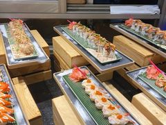 -五月罗马海鲜自助餐厅(月星环球港店)