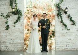 -蒙娜丽莎婚纱摄影(南门店)