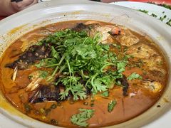 鱼头泡饼-八张桌子(老店)