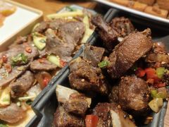 -隔壁老王·家常云南菜(花巷店)