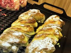 红茶奶酥卷欧包面包-野上麦田(中贸广场店)
