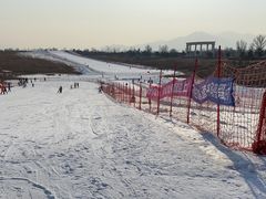 -华彬猛犸滑雪场