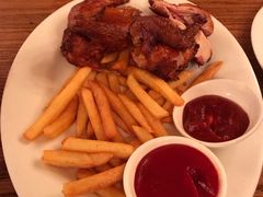 炸鸡配薯条-宝莱纳啤酒花园餐厅PAULANER BRAUHAUS Nanjing(广州路店)
