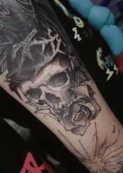 -苏针艺纹身·穿孔饰品