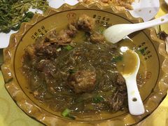 -华龙特色大骨鸡农家菜馆