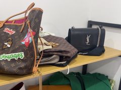 -聚云奢二手奢侈品黄金手表包包回收·中古店(三里屯总店)