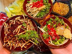 -钱摊摊安顺夺夺粉火锅(宏大广场店)