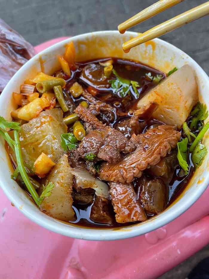 川妹牛杂(麒麟路店"味道真心不错,已经多次从光谷开车过来吃了.