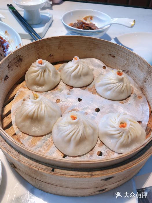 绿波廊(豫园店)蟹粉小笼包图片