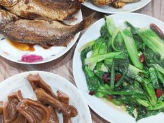-蓝精灵饺子店