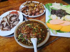 -老鼎万春卤菜(五代传承创始老店)