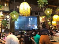 -临界音乐酒馆·小龙虾·江湖菜(华熙LIVE·鱼洞店)