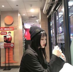 -银星女王公园发型艺术沙龙