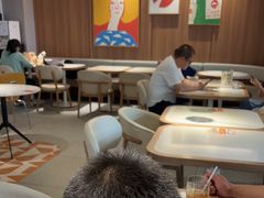 -必胜客(阿罗海店)