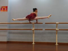 -小海花舞蹈艺术学校